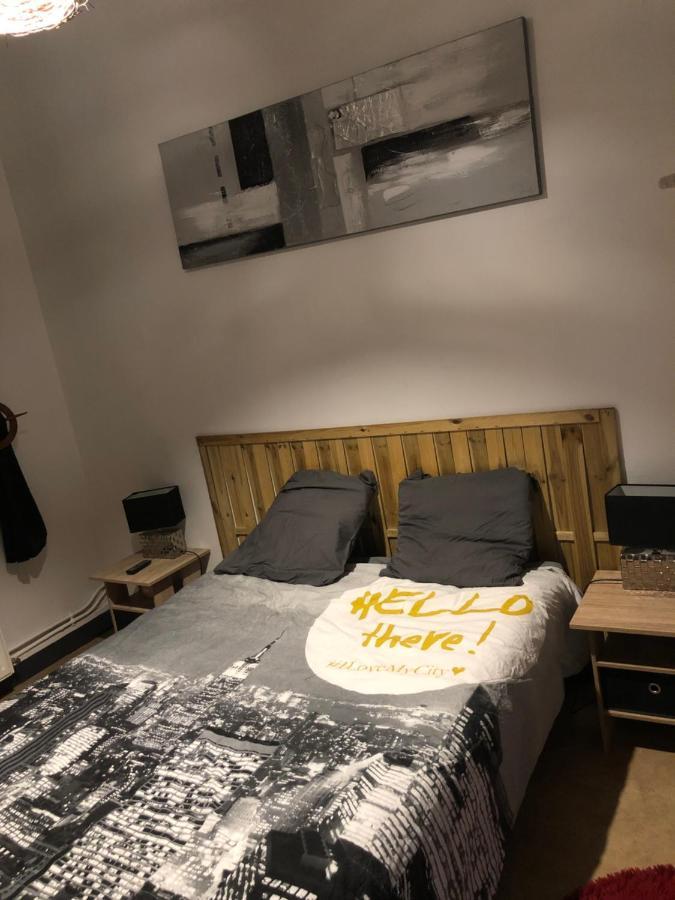 Appartement Spacieux Flize ภายนอก รูปภาพ