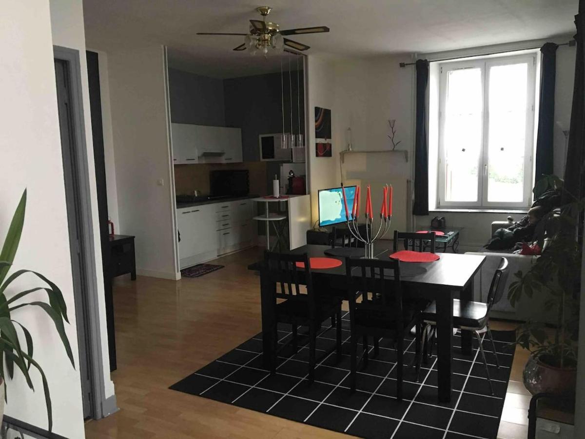 Appartement Spacieux Flize ภายนอก รูปภาพ